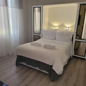 https://chambre-paisible-a-la-trinite.fr-provencehotel.com